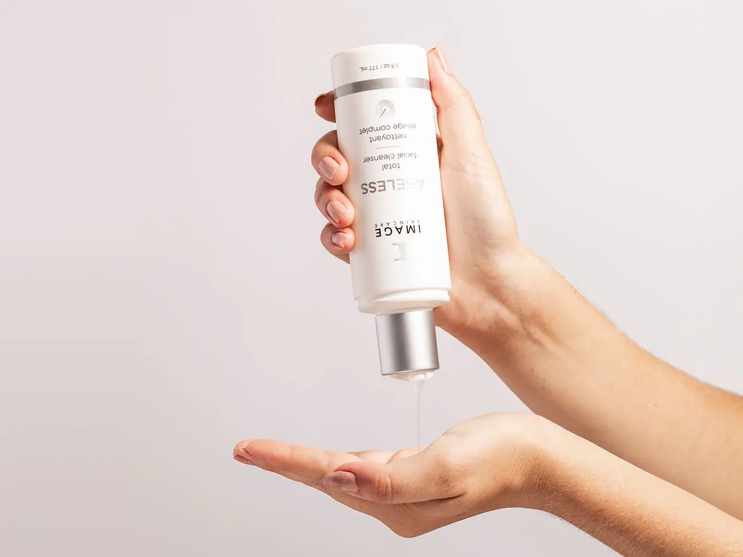 AGELESS - Total Facial Cleanser - Afbeelding 4
